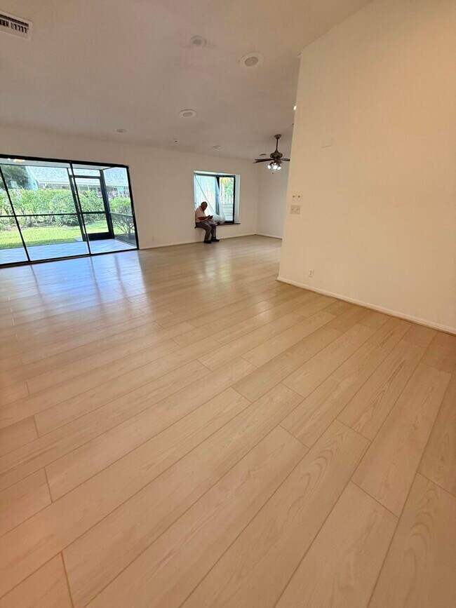 Building Photo - 13492 Exotica Ln