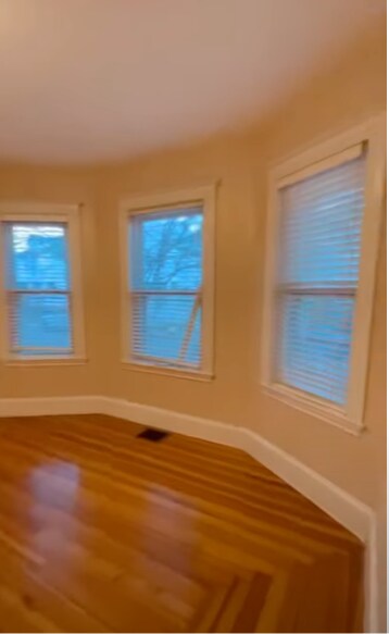 Building Photo - 16 Donnybrook Rd