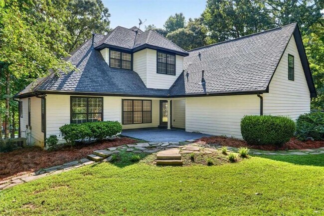 Building Photo - 141 Amicalola Way