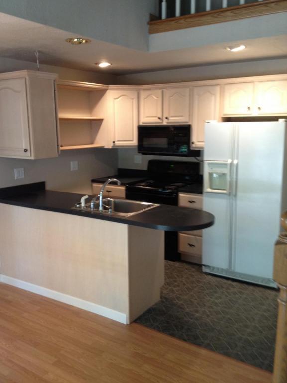 Building Photo - 800C Mohrsville Rd. 2nd floor Rear