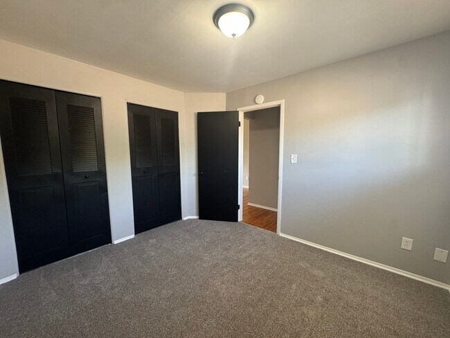 Building Photo - 580 Harrison Blvd