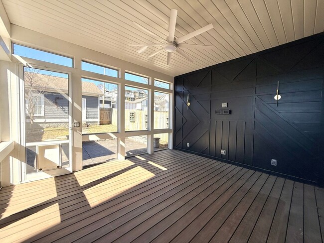 Building Photo - MAY SPECIAL!!  1/2 off 1st full month of rent! This is 12 South living at its finest.