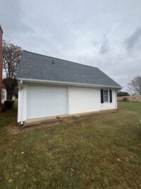 Building Photo - 3864 W Hwy 27