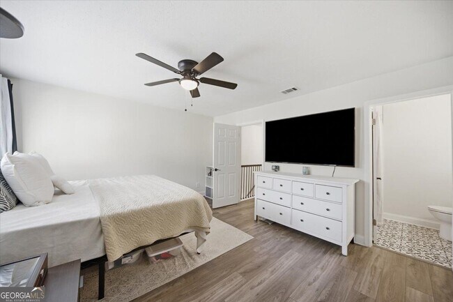 Building Photo - 220 Yuba Walk