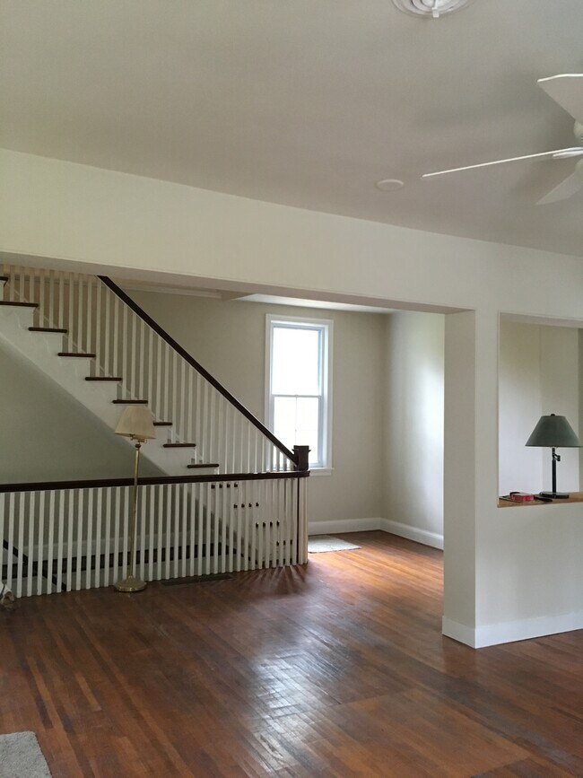 Building Photo - 2071 Tulpehocken Rd