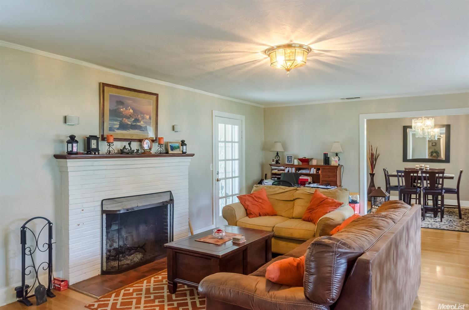 main living room - 7120 Palm Ave
