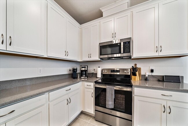 Building Photo - 1712 Cleat Ln