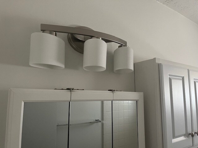 Building Photo - 657 Gold Hunter LLC