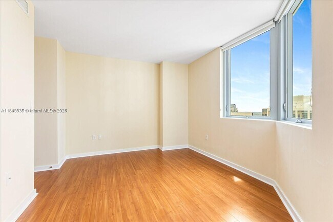 Building Photo - 9055 SW 73rd Ct