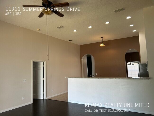 Building Photo - 11911 Summer Springs Dr
