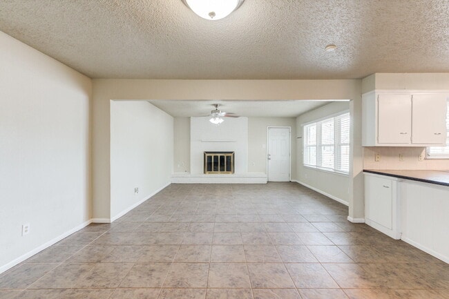 Building Photo - 5017 46th St