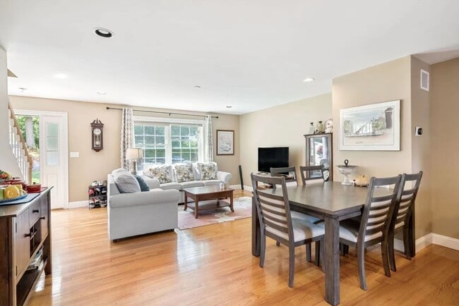 Building Photo - 83 Orient Ave