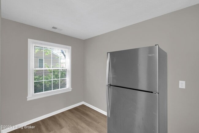 Building Photo - 1927 S 28th St