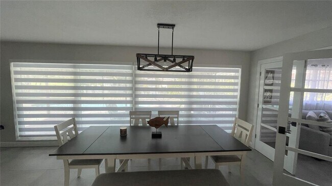 Building Photo - 1425 Appian Dr