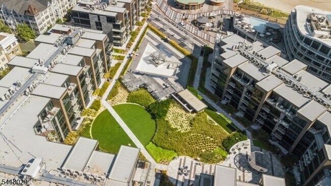 Building Photo - 30 Melrose Terrace