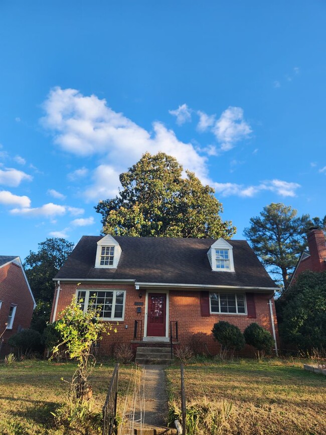 Building Photo - Forest Hill Park Area-Westover Hills