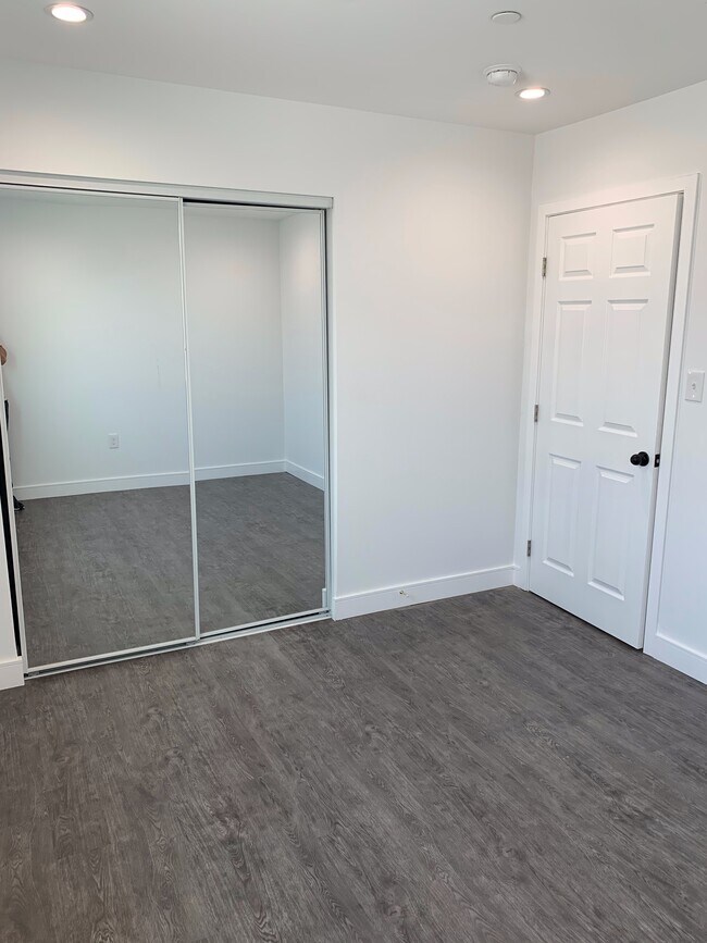 Building Photo - 2507 Cincinnati St