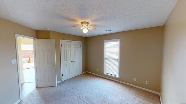 Building Photo - 615 Castle Brook Dr