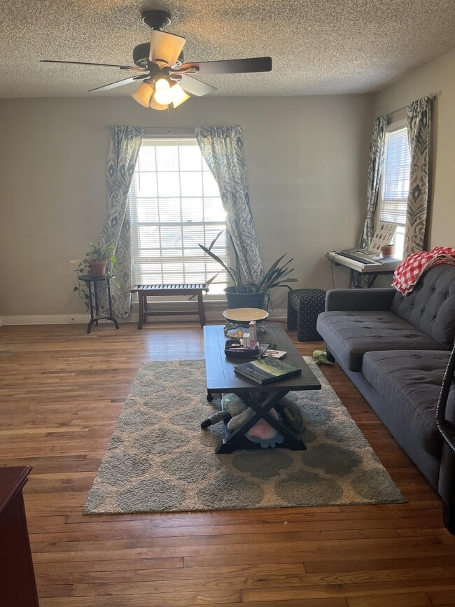 Building Photo - 3303 28th St