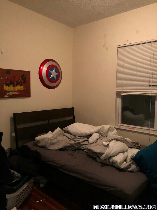 Building Photo - 34 Darling St