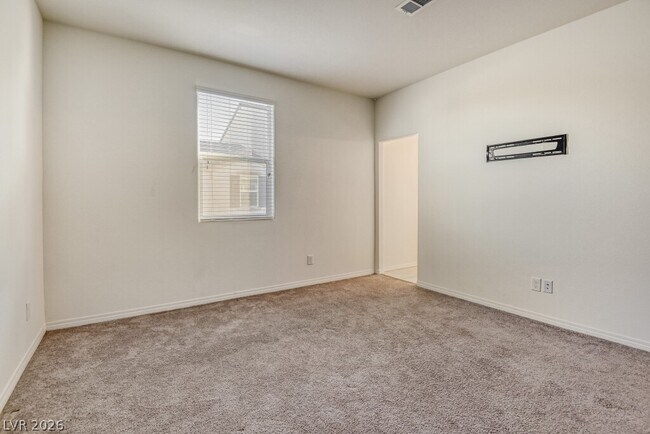 Building Photo - 489 Anthurium Pl