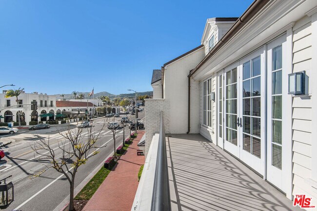 Building Photo - 15225 Palisades Village Ln