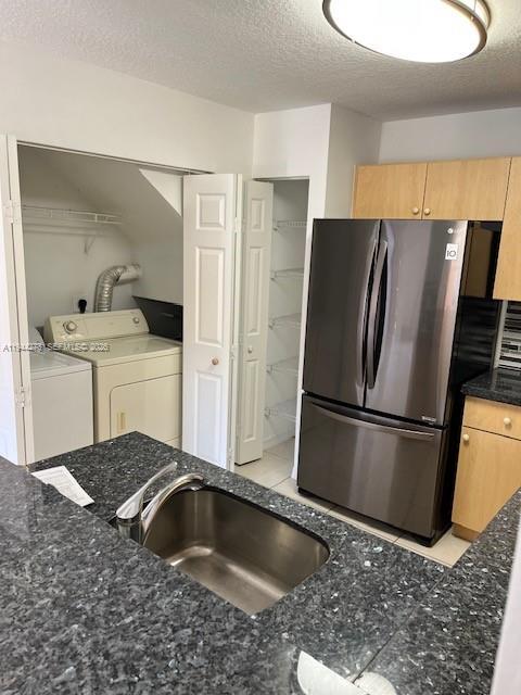 Building Photo - 2308 Anchor Ct