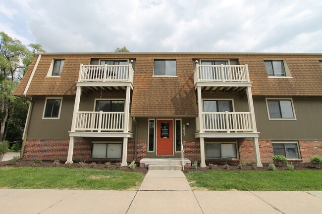Building Photo - Cranston