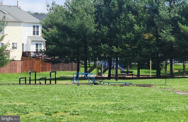 Building Photo - 2134 Commissary Cir