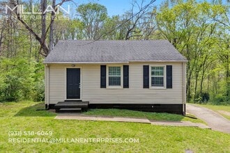 Building Photo - 117 Valley View Cir