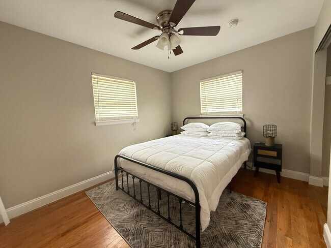 Building Photo - 3314 W Ohio Ave