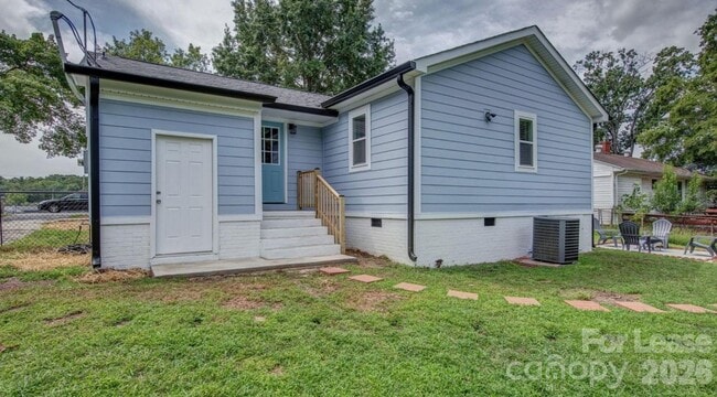 Building Photo - 910 E 6th Ave