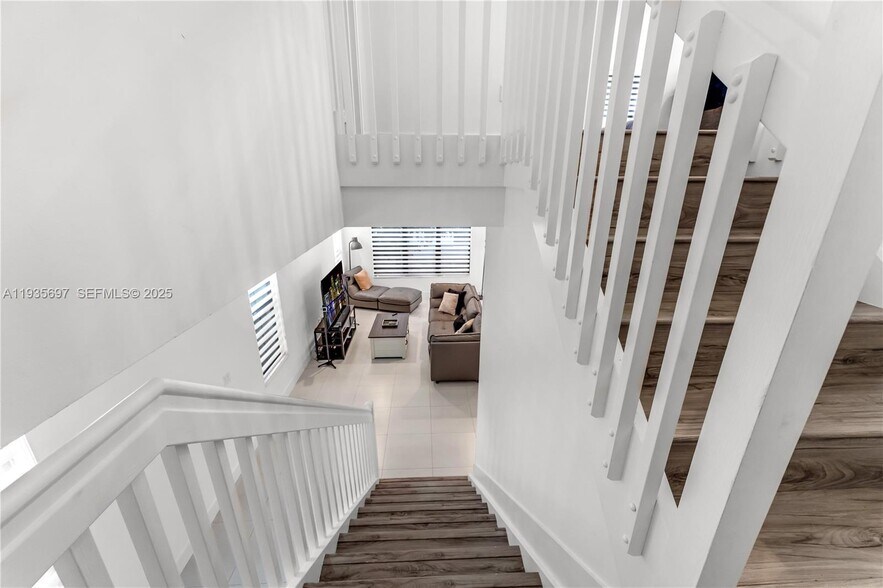 Building Photo - 9881 W 34th Ave