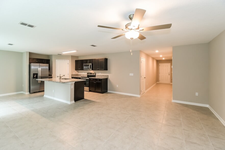 Building Photo - 9148 Udell Ln