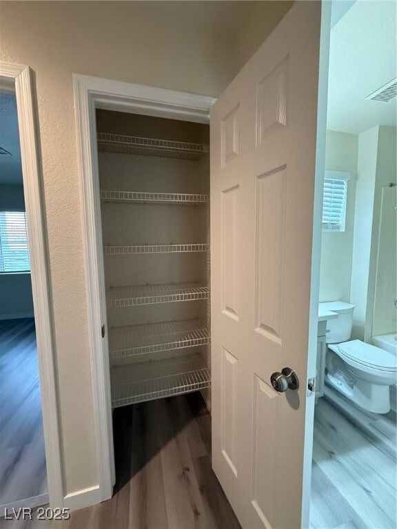 Building Photo - 8605 Glenmore Dr