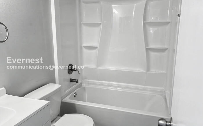 Building Photo - 2887 Creith Ct