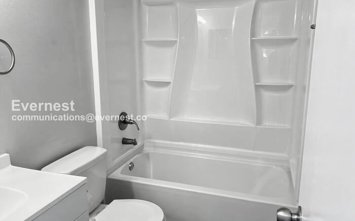 Building Photo - 2887 Creith Ct