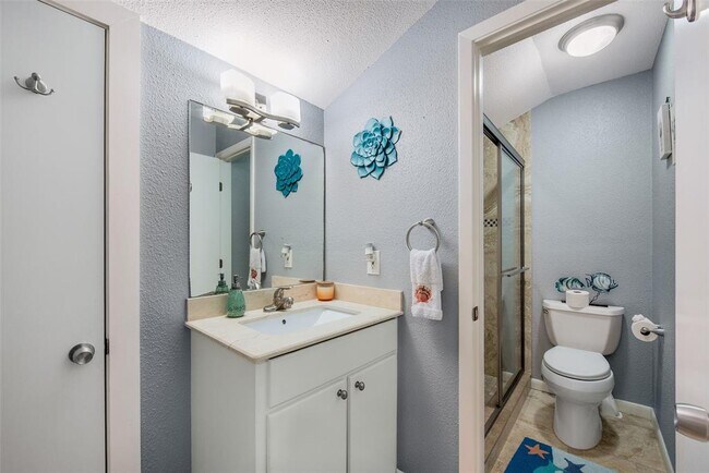 Building Photo - 103 Jean Lafitte Cove