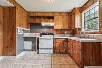 Building Photo - 218 Lovelace Rd