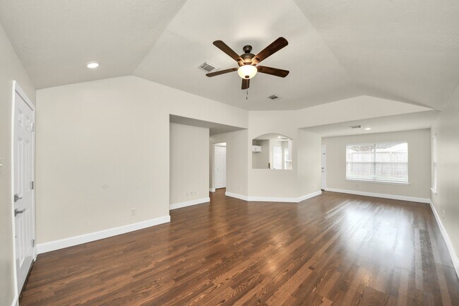 Building Photo - 18910 Bonners Park Cir