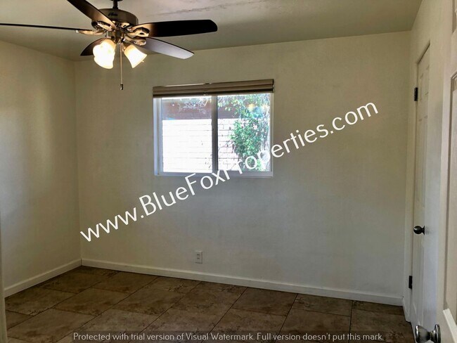 Building Photo - 1437 E Manlove St