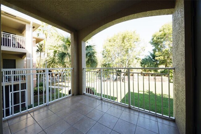 Building Photo - 6533 Emerald Dunes Dr