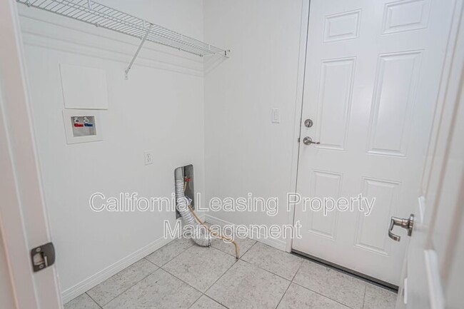 Building Photo - 23939 Brescia Dr