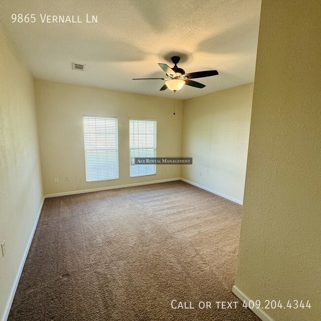 Building Photo - 9865 Vernall Ln