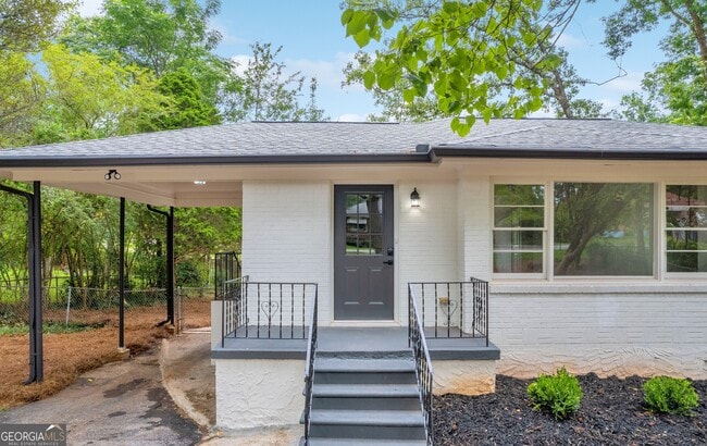 Building Photo - 5506 Alder Dr