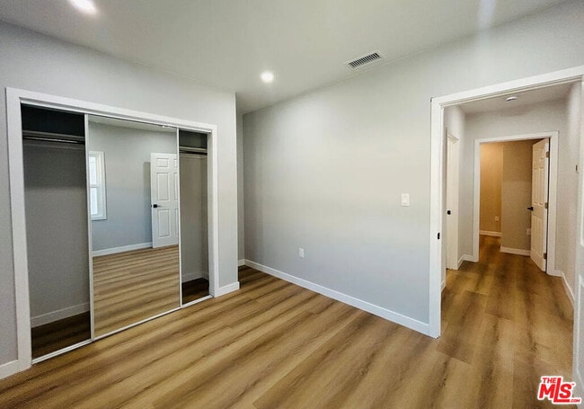 Building Photo - 14726 Friar St