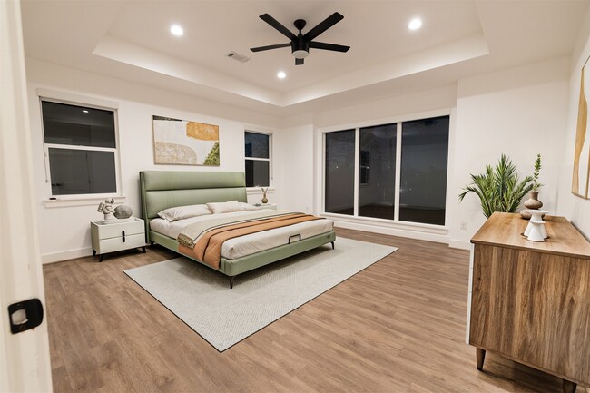 Building Photo - 1206 Hamblen St