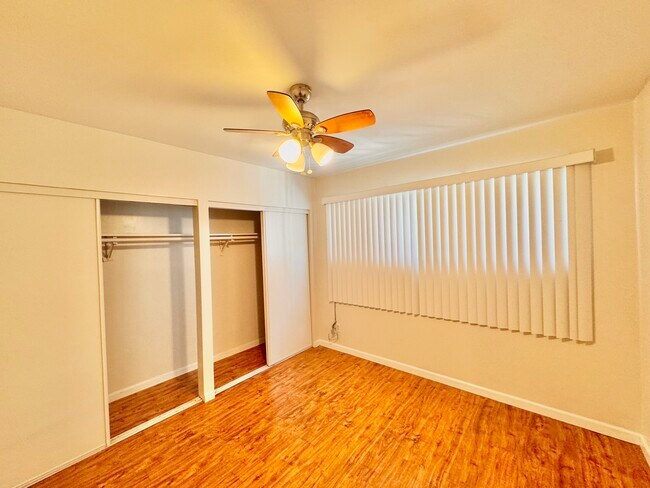 Building Photo - 1656 Arlington Ave