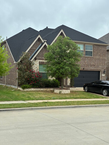 Building Photo - 3012 Mulberry Ave