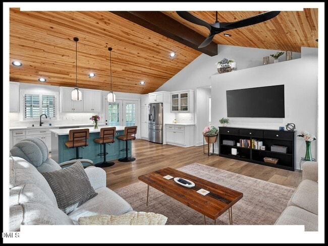 Building Photo - 5008 Autumn Dr